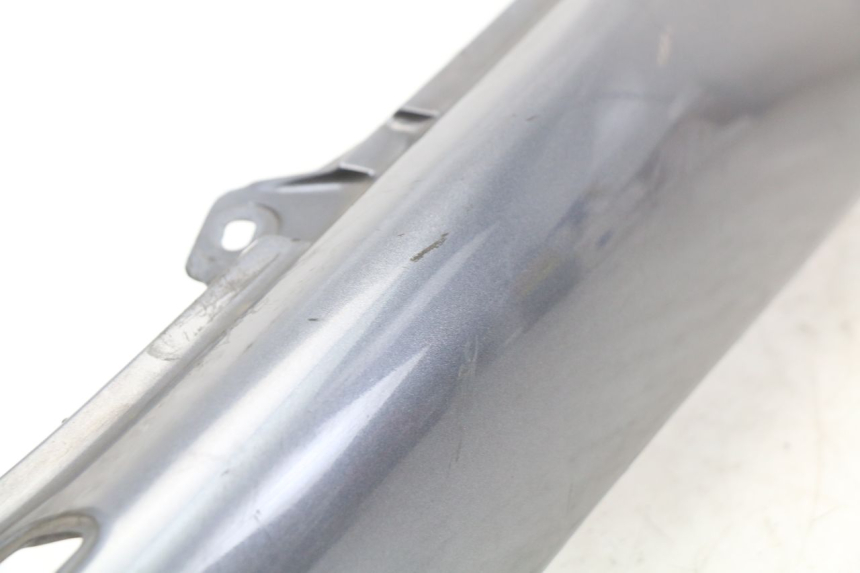 photo de REAR RIGHT PANEL YAMAHA XJ600 XJ DIVERSION 600 (1992 - 1997) - Technical close-up