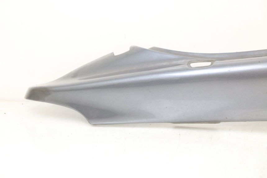 photo de REAR RIGHT PANEL YAMAHA XJ600 XJ DIVERSION 600 (1992 - 1997) - Surface and material condition