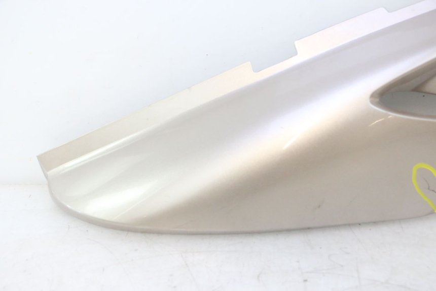 photo de REAR RIGHT PANEL HONDA XLV VARADERO 125 (2007 - 2012) - High-resolution close-up