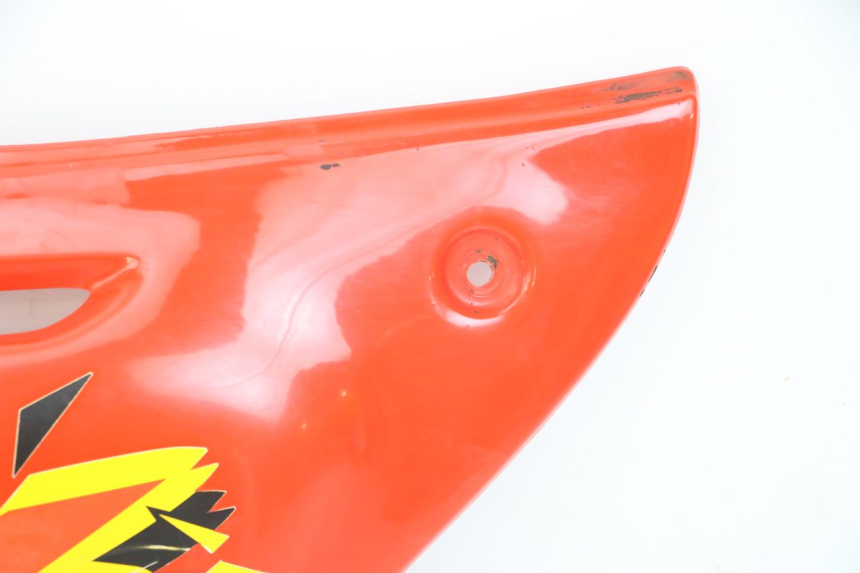 photo de RIGHT REAR SIDE PANEL PEUGEOT XP6 50 (1997 - 2003) - Fixing points details