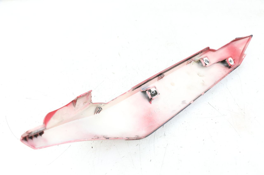 photo de REAR RIGHT PANEL YAMAHA FZ1 FAZER 1000 (2007 - 2009) - Fixing points details