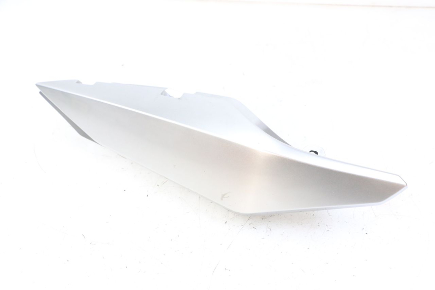 photo de REAR RIGHT PANEL YAMAHA XJ6 600 (2008 - 2016) - Main view