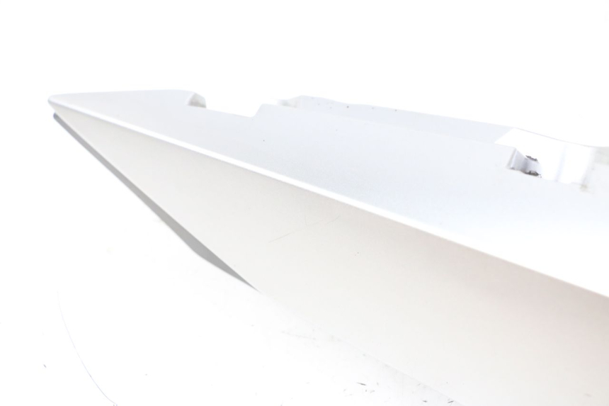 photo de REAR RIGHT PANEL YAMAHA XJ6 600 (2008 - 2016) - Additional view of the item