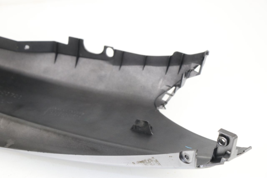 photo de REAR RIGHT PANEL YAMAHA YP MAJESTY 400 (2004 - 2008) - Technical close-up