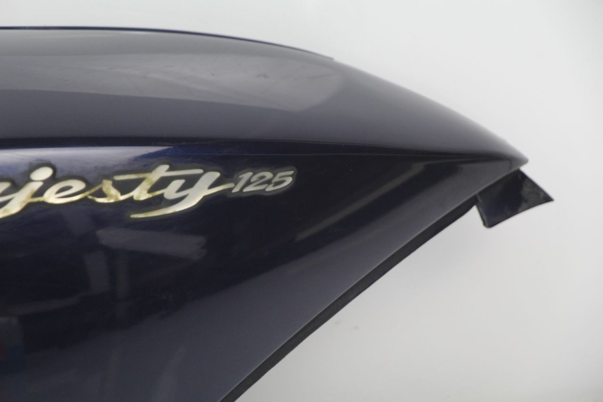 photo de REAR RIGHT PANEL YAMAHA YP MAJESTY 125 (1998 - 2001) - Checked used part