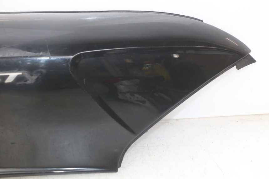 photo de RIGHT REAR SIDE PANEL YAMAHA YP MAJESTY 125 (2007 - 2010) - Surface and material condition
