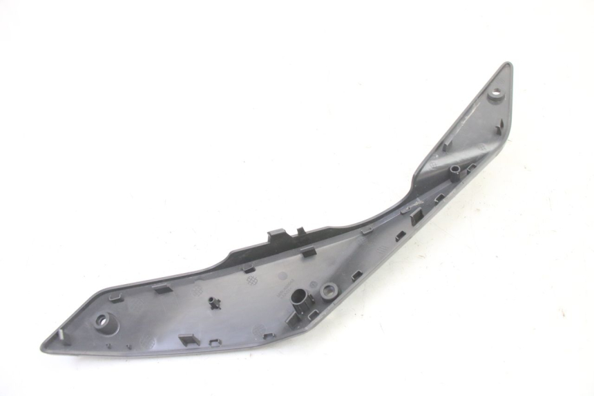 photo de REAR RIGHT PANEL SEGWAY NINEBOT ZT3 PRO 1 - Fixing points details