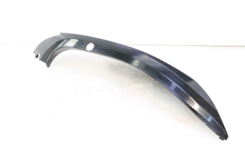 photo de LEFT REAR SIDE PANEL KYMCO AGILITY 16+ 4T 50 (2018 - 2023) - Surface and material condition