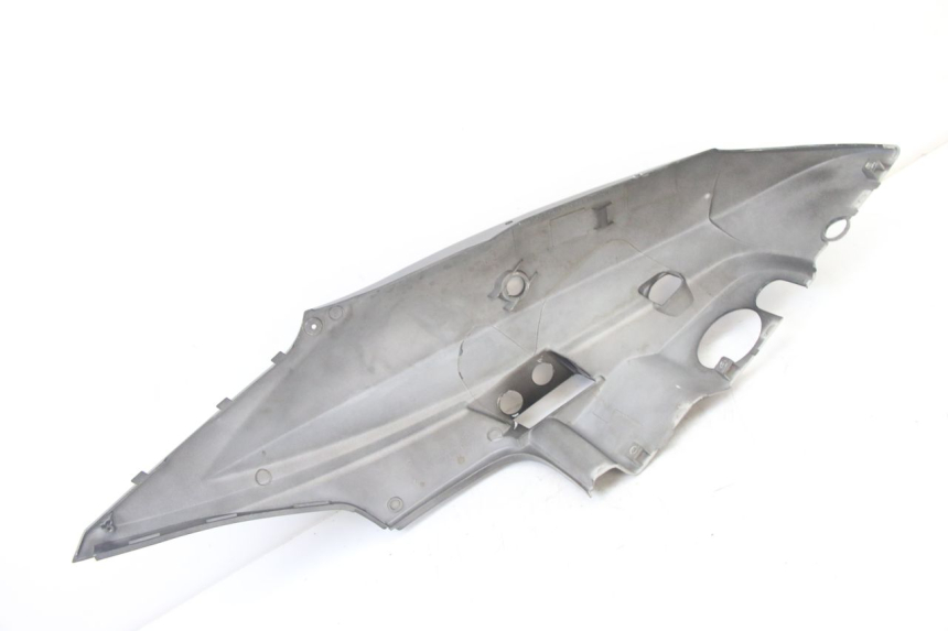 photo de LEFT REAR SIDE PANEL KYMCO AGILITY 4T 50 (2005 - 2018) - Additional view of the item