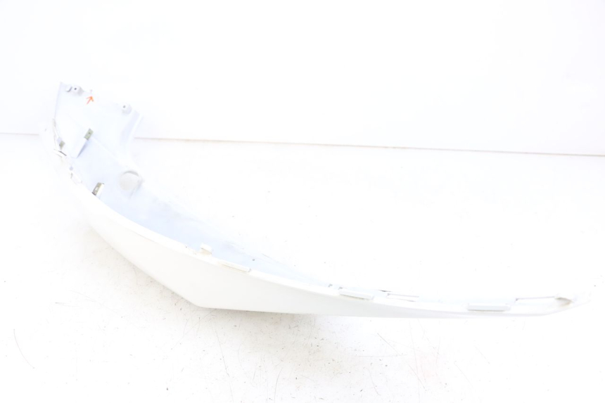 photo de REAR LEFT PANEL KYMCO AGILITY RS 4T 50 (2009 - 2013) - Zoom on usage condition