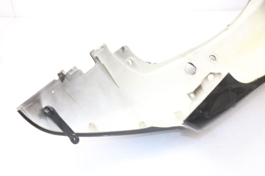 photo de LEFT REAR SIDE PANEL JONWAY AZTRAL 125 (2008 - 2017) - Surface and material condition