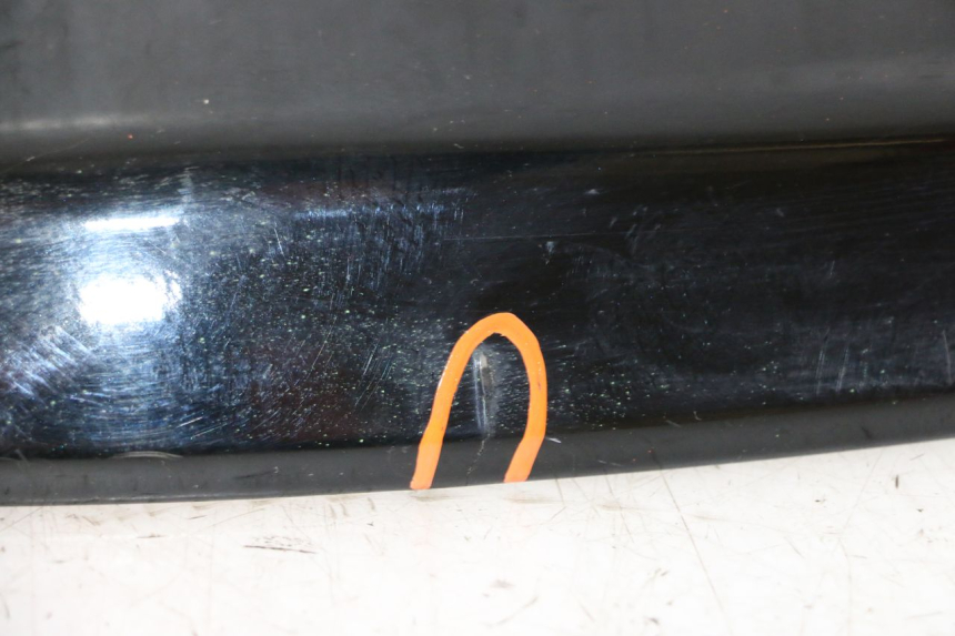 photo de REAR LEFT PANEL SUZUKI BURGMAN 125 (2007 - 2014) - High-resolution close-up