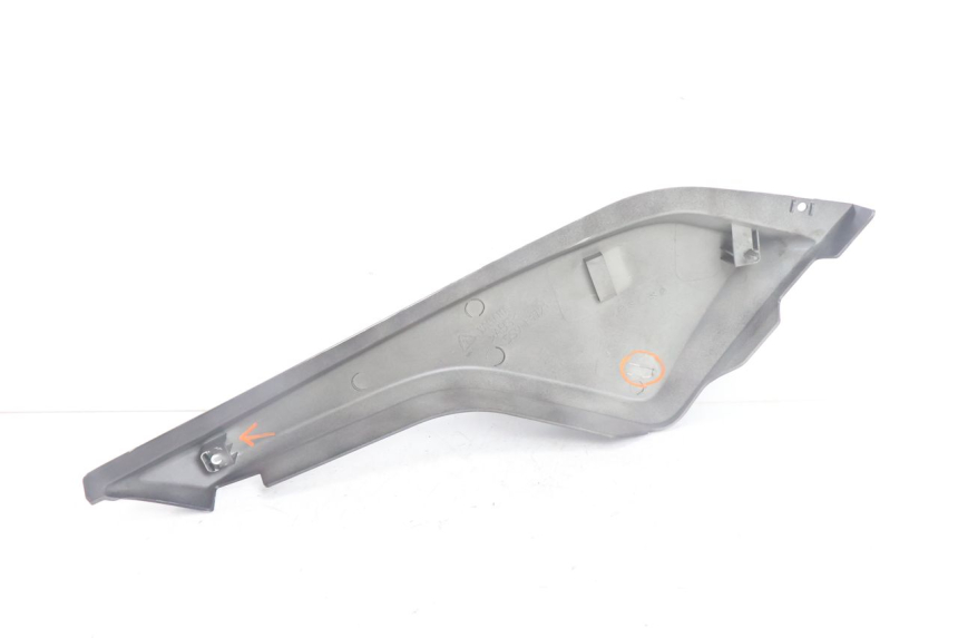 photo de LEFT REAR SIDE PANEL YAMAHA BW'S BWS 125 (2010 - 2013) - Surface and material condition