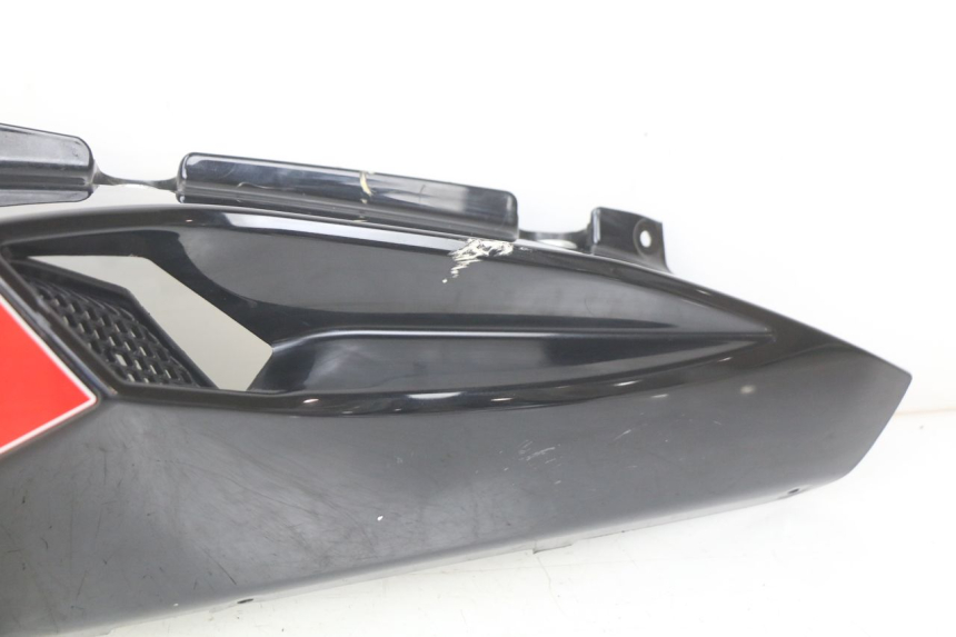 photo de LEFT REAR SIDE PANEL ORCAL CAVARO 4T 50 (2019 - 2023) - Additional view of the item