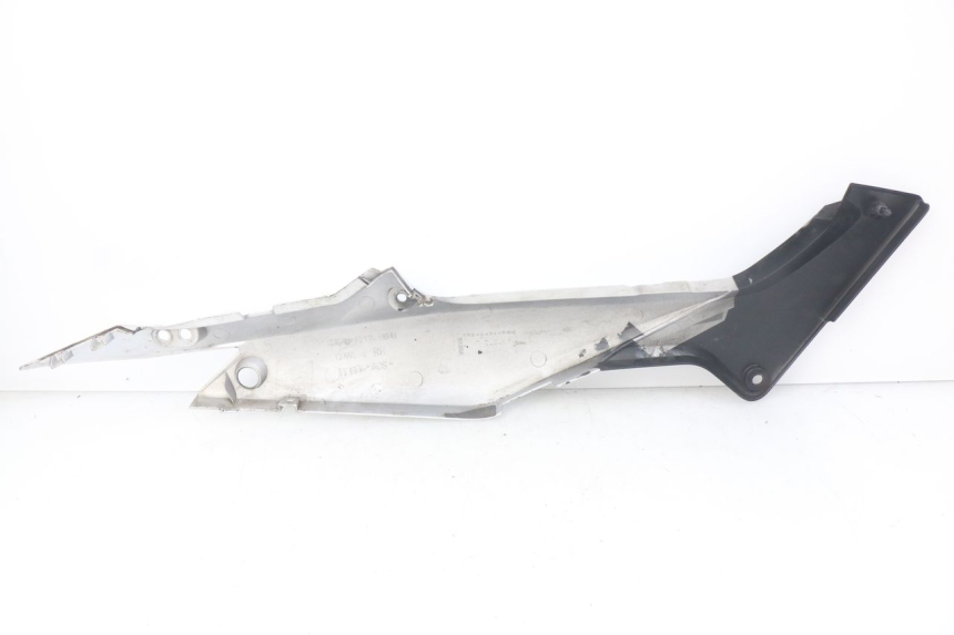 photo de REAR LEFT PANEL HONDA CBR R 125 (2003 - 2006) - Component detail