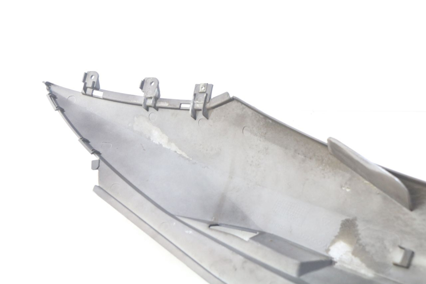 photo de LEFT REAR SIDE PANEL SYM CITYCOM CITY COM 125 (2009 - 2014) - Zoom on usage condition