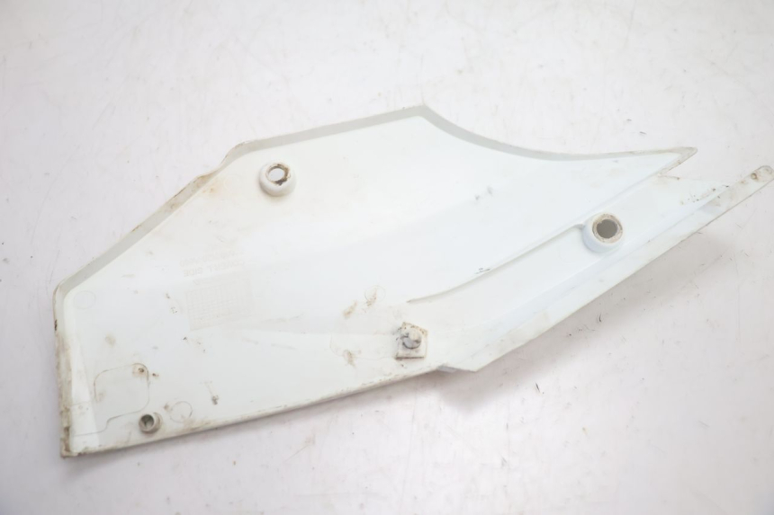 photo de REAR LEFT PANEL HONDA CRF CR-F 125 (2020 - 2021) - Fixing points details