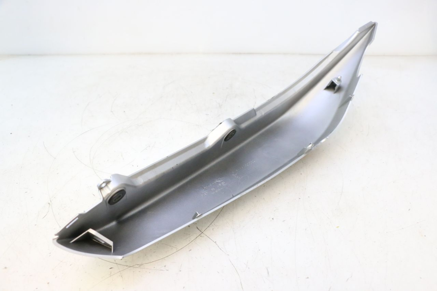 photo de REAR LEFT PANEL KAWASAKI ER-6 ER6 N 650 (2005 - 2009) - Zoom on usage condition