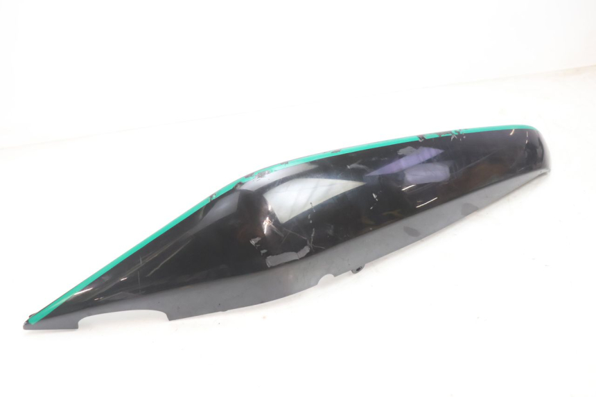 photo de REAR LEFT PANEL KAWASAKI ER-6 ER6 N 650 (2005 - 2009) - Fixing points details