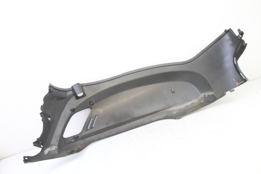 photo de REAR LEFT PANEL SYM FIDDLE 2 S 125 (2012 - 2014) - Fixing points details