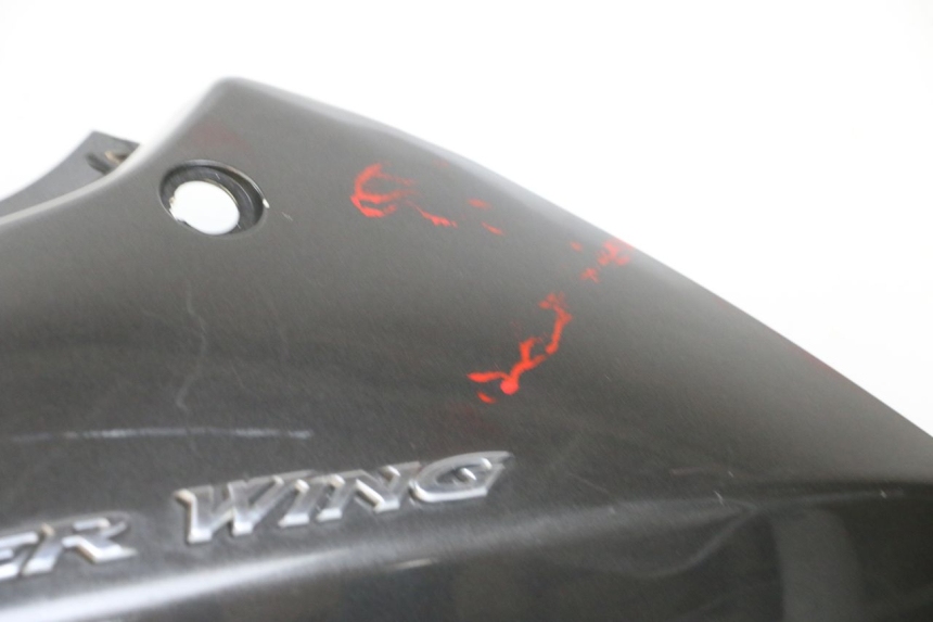 photo de REAR LEFT PANEL HONDA FJS SILVER WING SILVERWING 400 (2005 - 2008) - Fixing points details