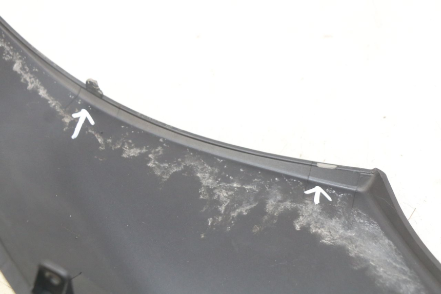 photo de LEFT REAR SIDE PANEL PIAGGIO FLY 4T 50 (2013 - 2017) - Zoom on usage condition