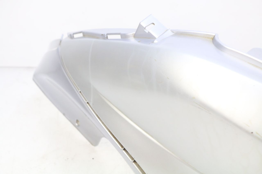 photo de LEFT REAR SIDE PANEL PIAGGIO FLY 100 (2006 - 2010) - Component detail