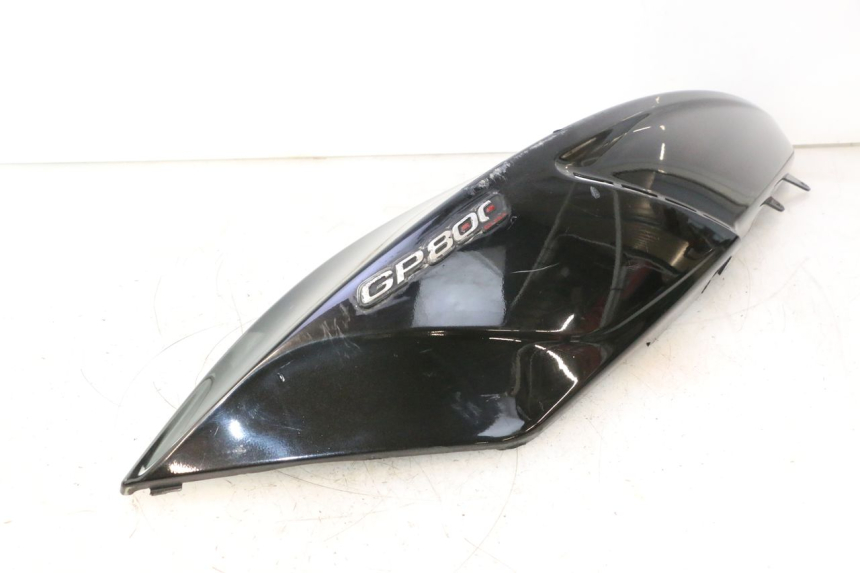 photo de REAR LEFT PANEL GILERA GP 800 (2007 - 2013) - Technical close-up