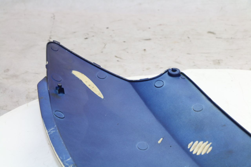photo de REAR LEFT PANEL KYMCO GRAND DINK 125 (2008 - 2014) - Technical close-up