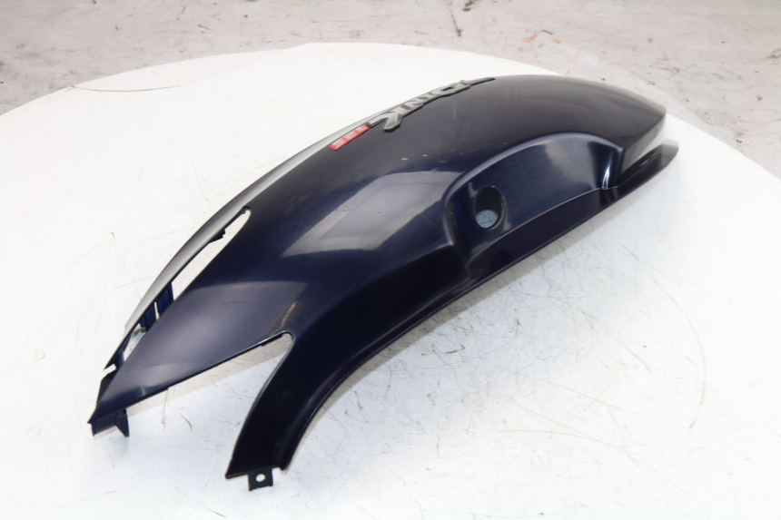 photo de REAR LEFT PANEL KYMCO GRAND DINK 125 (2008 - 2014) - Surface and material condition