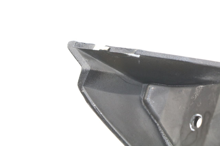 photo de REAR LEFT PANEL SUZUKI GSX-R GSXR 750 (2011 - 2016) - Alternative perspective