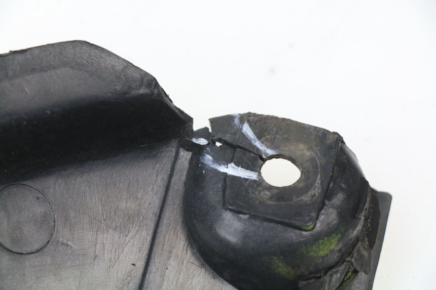 photo de REAR LEFT PANEL SUZUKI GSXF GSX F 600 (1988 - 1997) - Component zoom