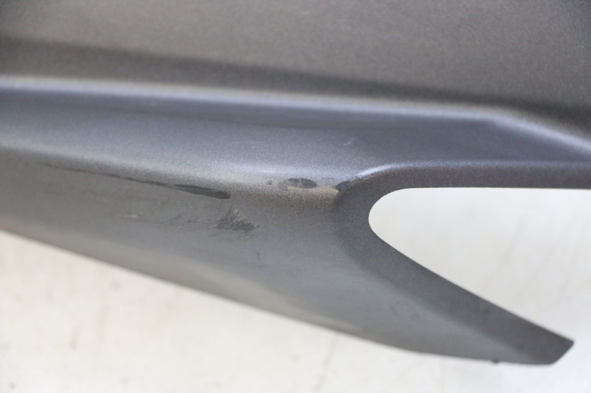 photo de REAR LEFT PANEL HONDA PCX (JF57/JF64) 125 (2014 - 2018) - Markings and original references