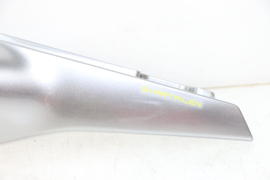 photo de REAR LEFT PANEL HUSQVARNA SVARTPILEN 401 (2018 - 2023) - Checked used part
