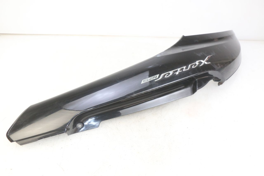 photo de LEFT REAR SIDE PANEL YAMAHA HW XENTER 125 (2011 - 2017) - Checked used part