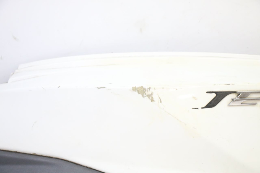 photo de LEFT REAR SIDE PANEL SYM JET 14 4T 50 (2018 - 2022) - Technical close-up