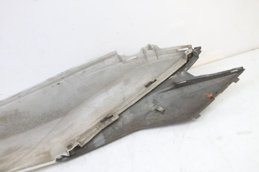 photo de LEFT REAR SIDE PANEL SYM JET 14 4T 50 (2018 - 2022) - Markings and original references