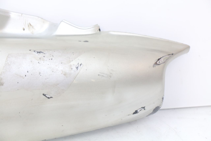 photo de LEFT REAR SIDE PANEL SYM JET EURO X 2T 50 (2003 - 2007) - High-resolution close-up