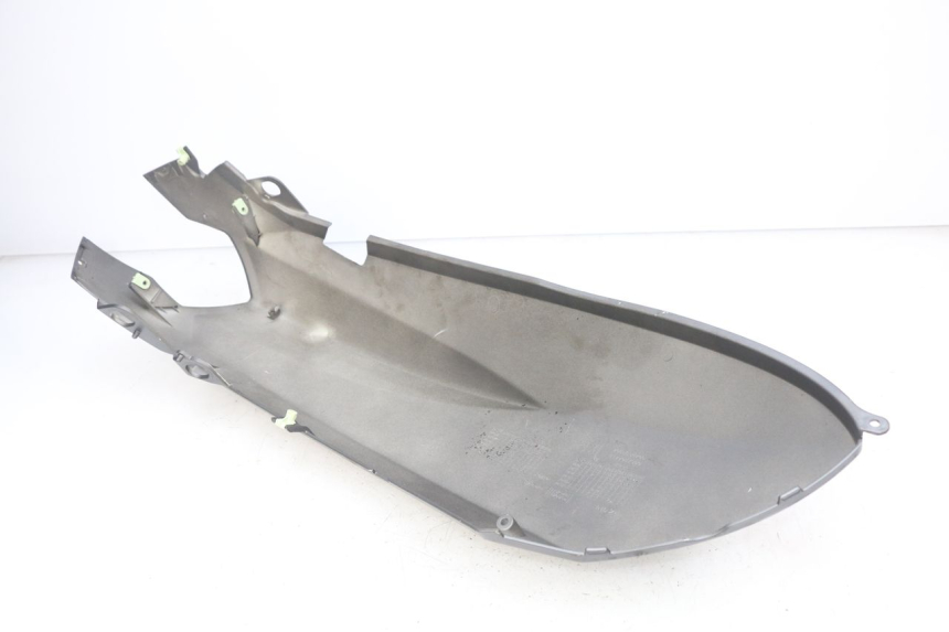 photo de LEFT REAR SIDE PANEL PEUGEOT KISBEE 2T 50 (2010 - 2017) - Zoom on usage condition