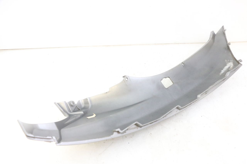 photo de REAR LEFT PANEL PIAGGIO MP3 LT 300 (2010 - 2016) - Technical close-up