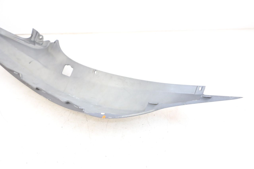 photo de REAR LEFT PANEL PIAGGIO MP3 500 (2011 - 2015) - Zoom on usage condition