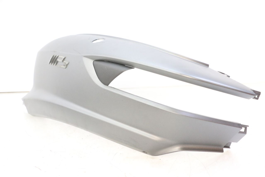 photo de LEFT REAR SIDE PANEL PIAGGIO MP3 500 (2014 - 2017) - Zoom on usage condition