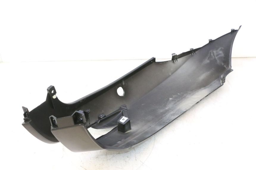 photo de REAR LEFT PANEL PIAGGIO MP3 500 (2016 - 2018) - Markings and original references