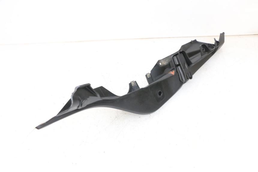 photo de REAR LEFT PANEL YAMAHA MT-07 MT07 ABS 700 (2018 - 2020) - Alternative perspective