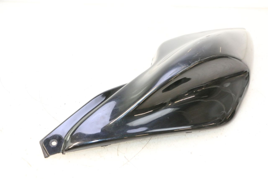 photo de REAR LEFT PANEL MBK NITRO 50 (2004 - 2008) - Fixing points details