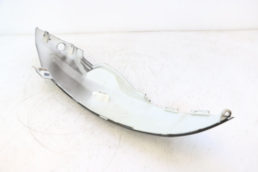 photo de REAR LEFT PANEL TNT MOTOR ROMA 12' 2T 50 (2007 - 2018) - Surface and material condition