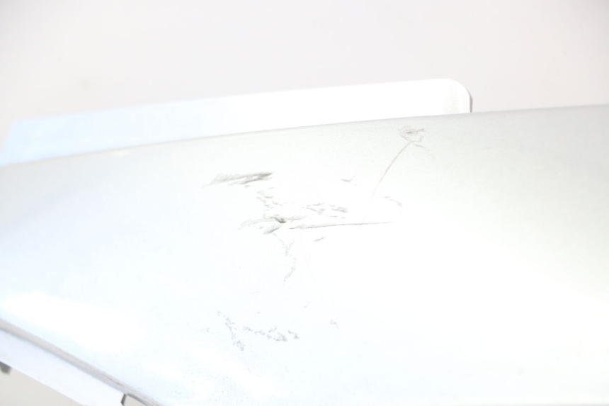 photo de REAR LEFT PANEL DAELIM S2 125 (2006 - 2007) - Detailed visual inspection
