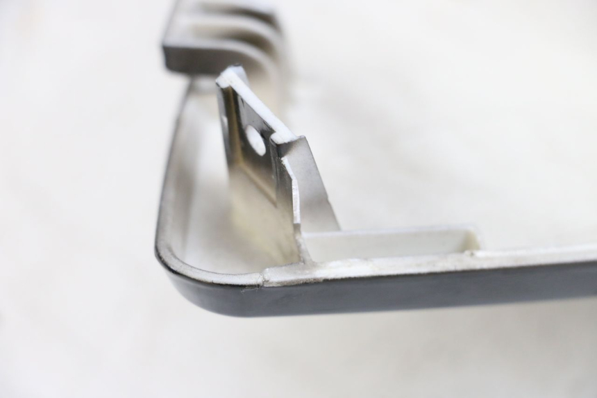 photo de LEFT REAR SIDE PANEL JM MOTORS SANTANA 50 (2014 - 2023) - Zoom on usage condition