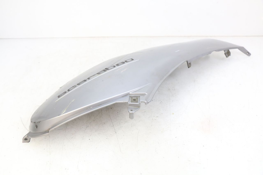 photo de LEFT REAR SIDE PANEL APRILIA SCARABEO LIGHT 125 (2007 - 2011) - Fixing points details