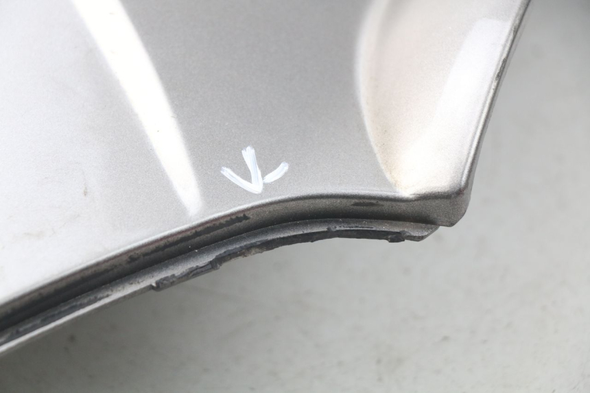 photo de REAR LEFT PANEL MBK SKYLINER 125 (2004 - 2007) - Additional view of the item